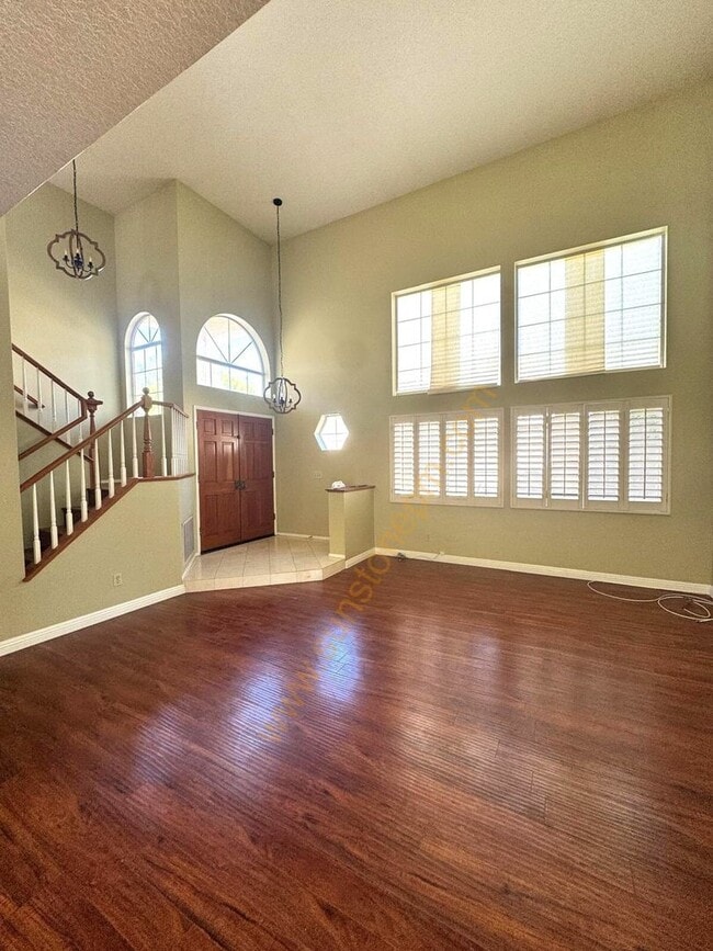 Building Photo - FULLY REMODELED CHINO HILLS BEAUTY! 4 BEDROOMS OFFICE 3-CAR GARAGE TOP SCHOOLS
