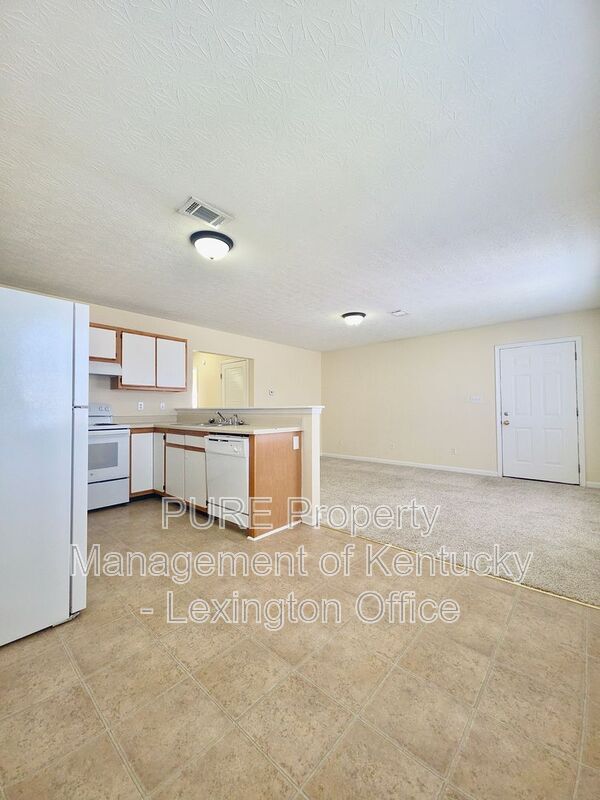 Building Photo - 168 Grinder Ct