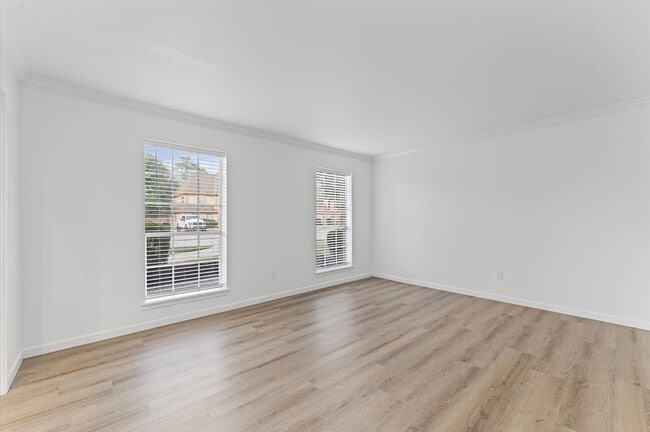 Building Photo - 15807 Crystal Brook Dr