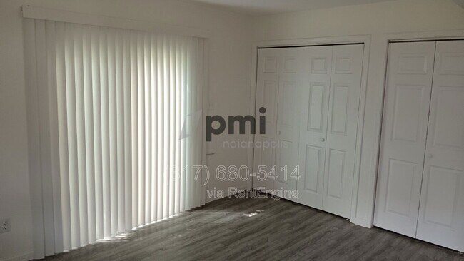 Building Photo - 3465 S Oaklawn Cir