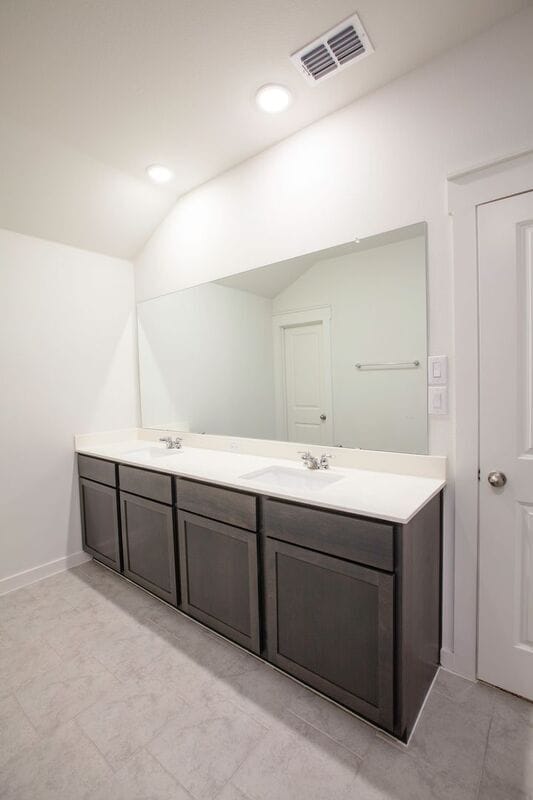 Building Photo - 514 Weller Rd
