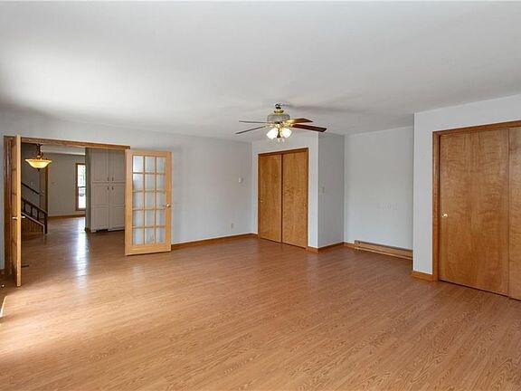 Building Photo - 613 Roberta Ct