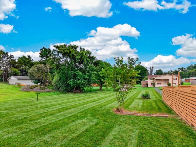 Building Photo - 2839 Black Oak Rd