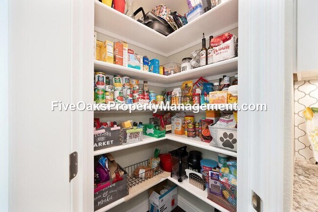 Building Photo - 531 Rowlands Ct