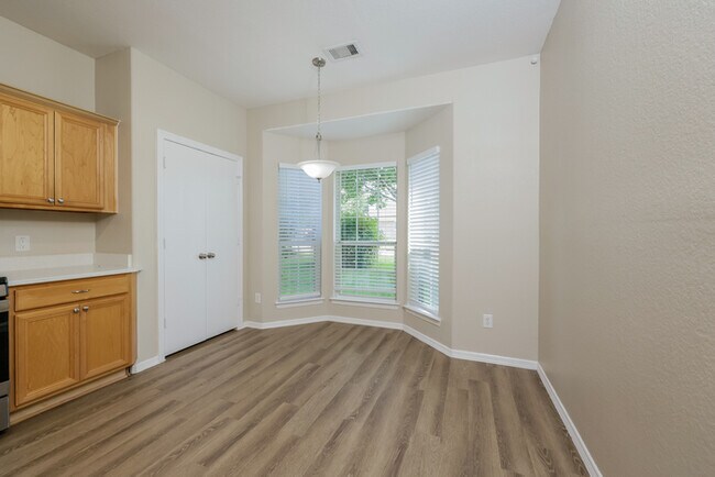Building Photo - 2221 Nicholas Crossing