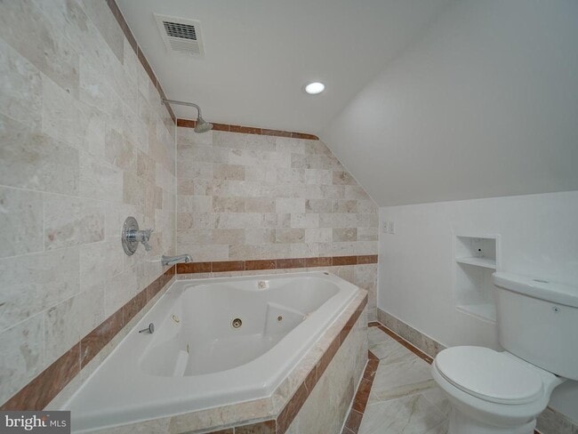 Building Photo - 11301 Gatesborough Ln