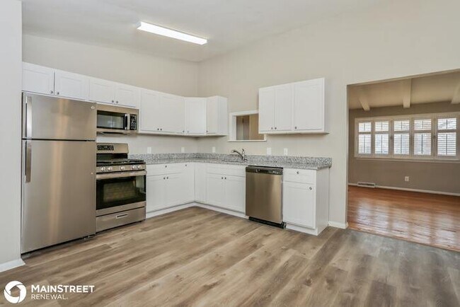Building Photo - 1 CLARA AVE, ST PETERS, MO 63376