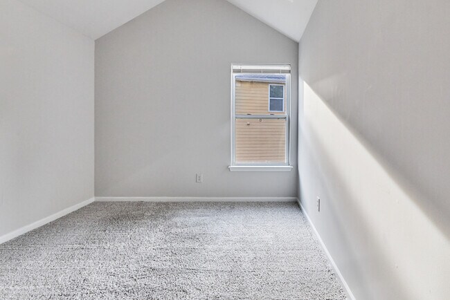 Building Photo - 4 bedroom house in Suwanee