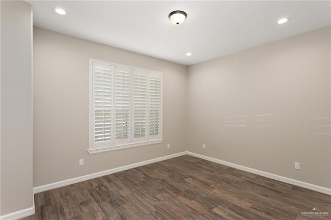 Building Photo - 18 Caddo Ln