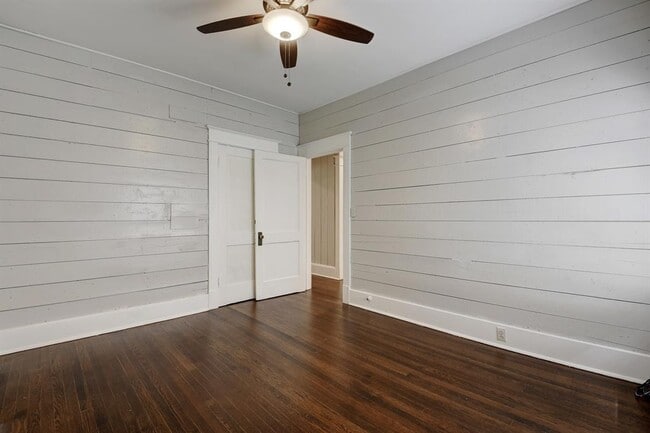 Building Photo - 903 Shoal Cliff Ct