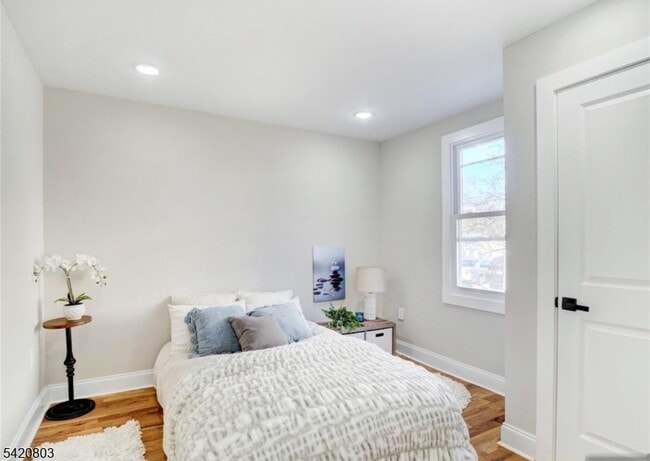 Building Photo - 495 S Clinton St