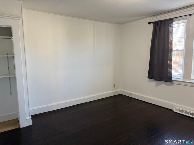 Building Photo - 81 Spruce St