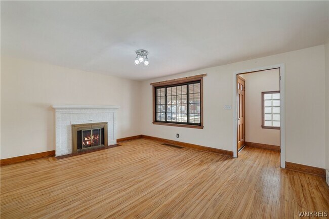 Building Photo - 94 Tudor Rd