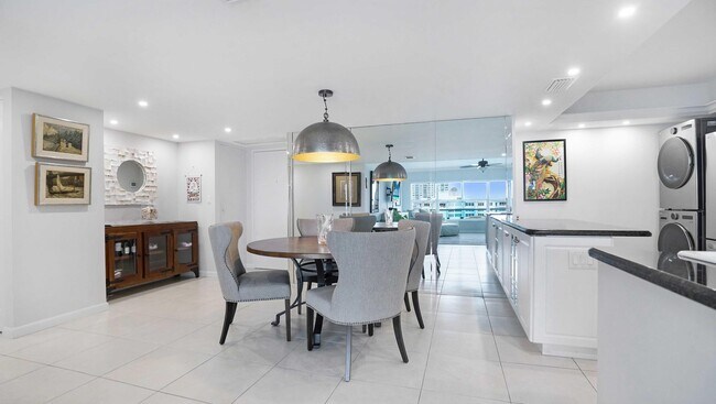 Building Photo - 3550 Galt Ocean Dr