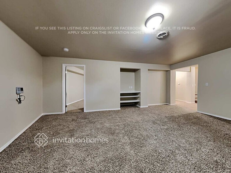 Building Photo - 16911 S Tapps Dr E