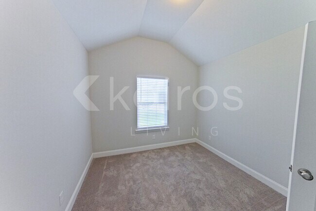 Building Photo - 112 Mountain Holly Rd.