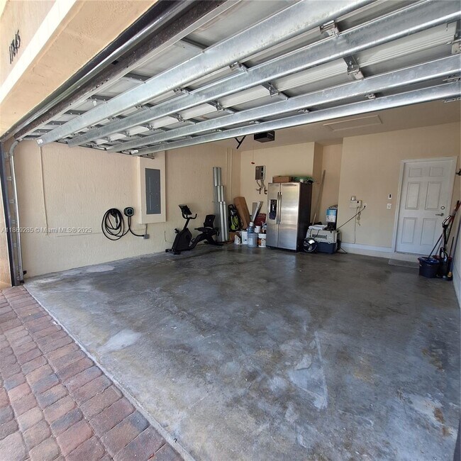 Building Photo - 11845 SW 232nd Ln