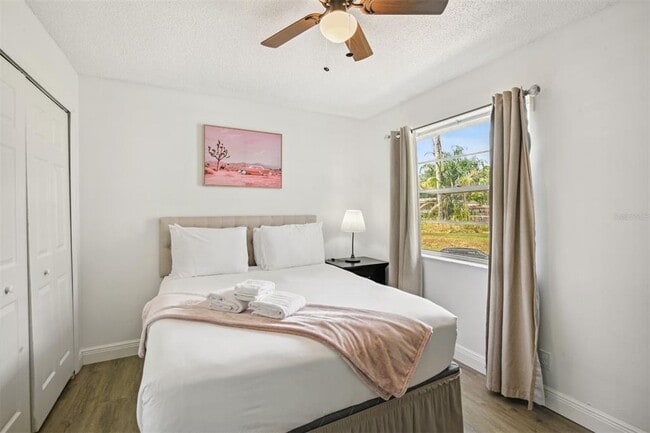 Building Photo - 811 W Magnolia St