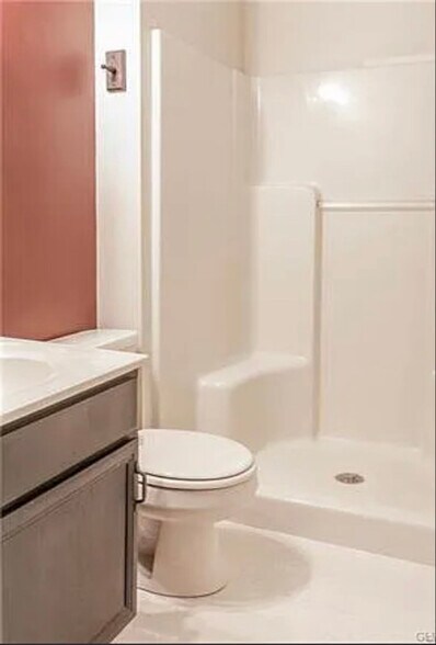 Building Photo - 2635 Upper Way