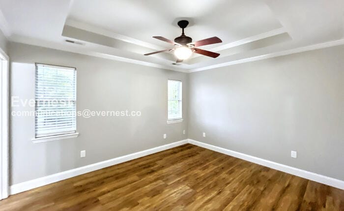 Building Photo - 46 Love Hill Rd