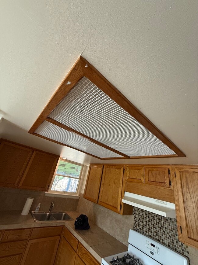 Building Photo - 2602 N 9th St