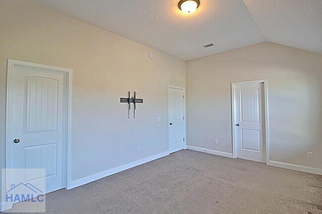 Building Photo - 681 Abode Ave