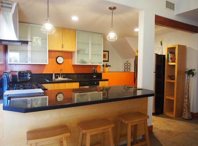 Kitchen - 1760 N Fairfax Ave