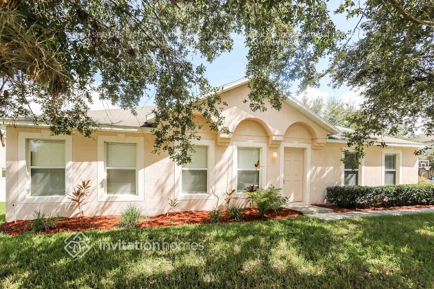 Primary Photo - 2304 Kingscrest Cir