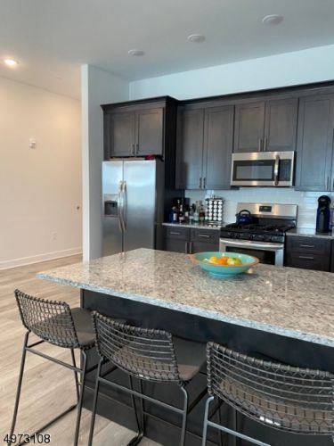 Building Photo - 190 South St