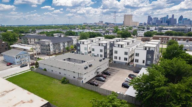 Building Photo - 4919 San Jacinto St