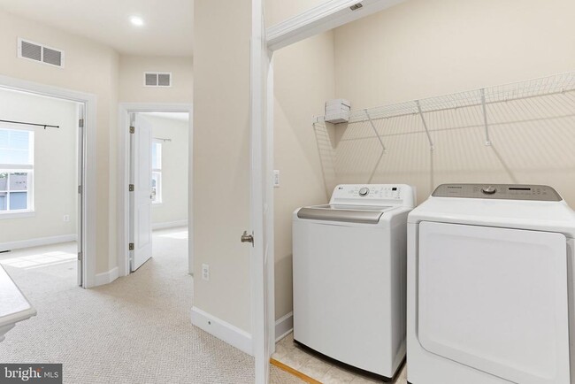 Building Photo - 6310 Berkley Bridge Pl