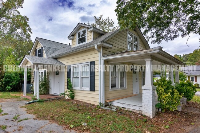Building Photo - 203 California Ave