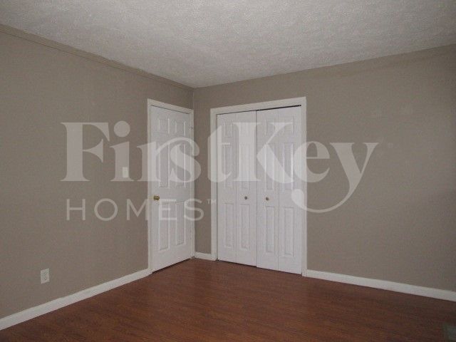 Building Photo - 8222 E 37th Pl