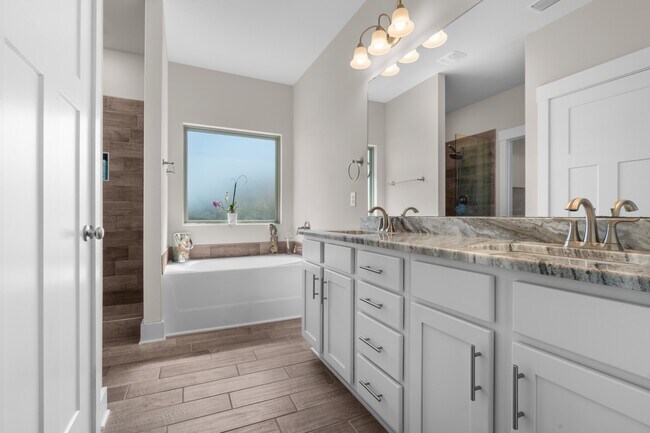 Building Photo - 1048 Pheasant Cir