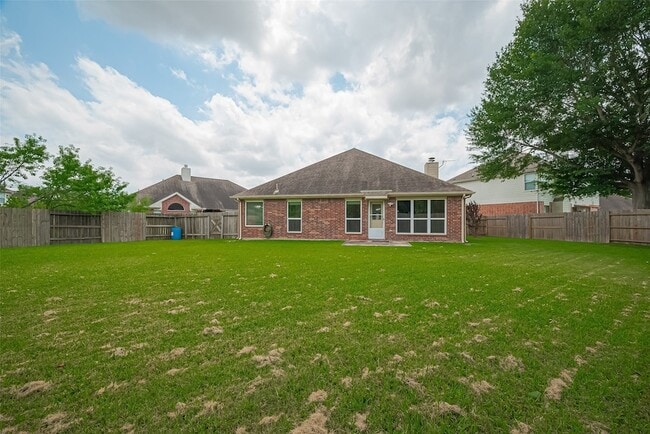 Building Photo - 11042 Sentry Ct