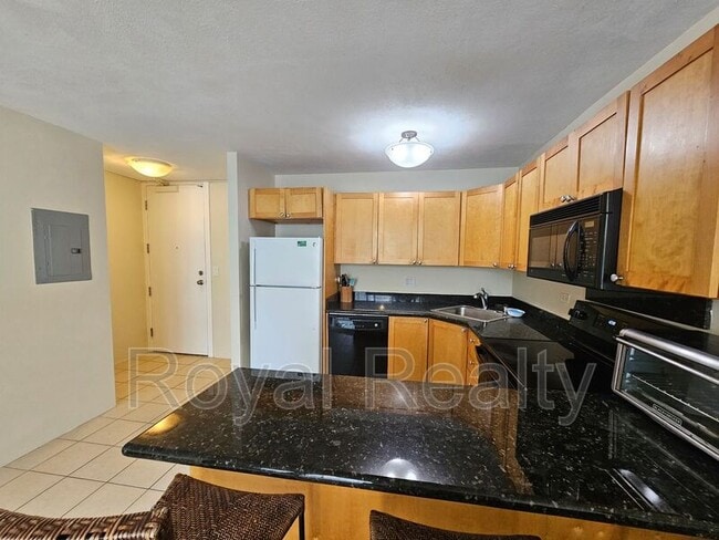 Building Photo - 430 Kaiolu St