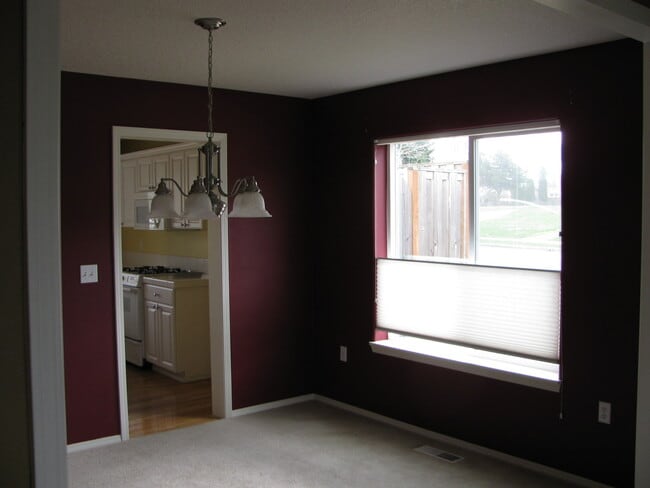 Building Photo - 16525 NW Talkingstick Way