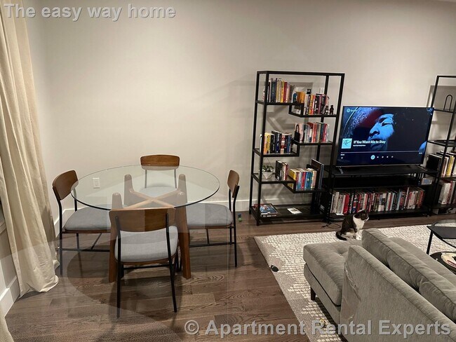 Building Photo - 434 McGrath Hwy