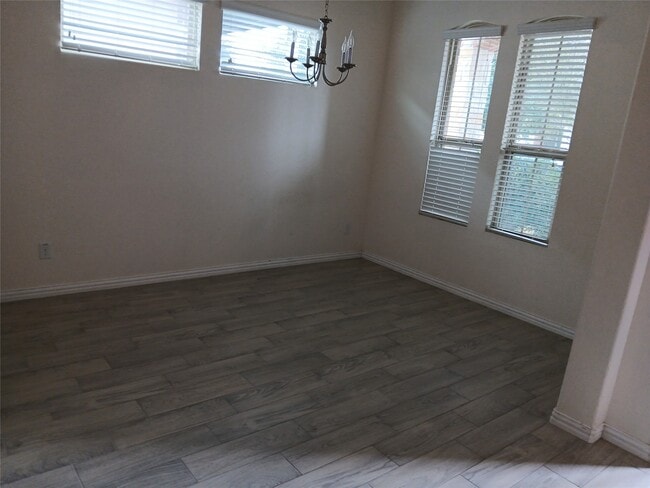 Building Photo - 20423 Purple Sunset Ct