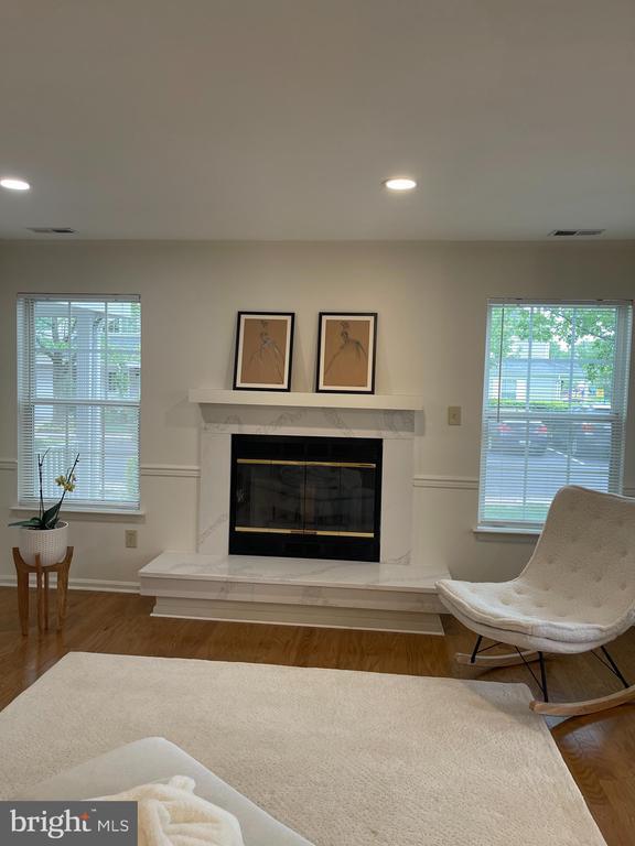 Building Photo - 211 Sonnett Pl