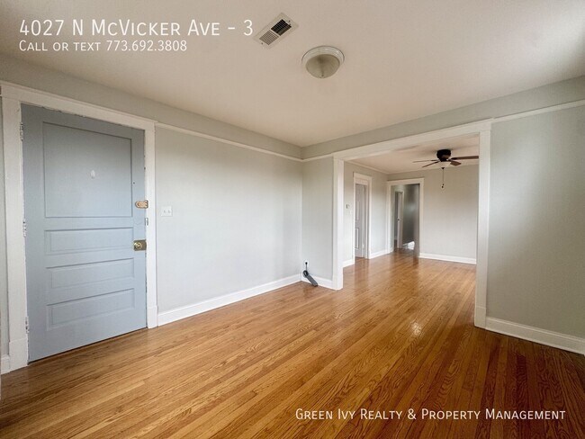 Building Photo - 4027 N McVicker Ave