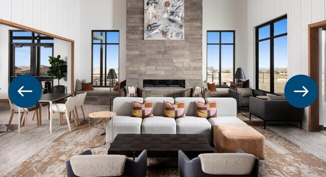 Building Photo - Luxury 55+ Executive Home- Fully Furnished