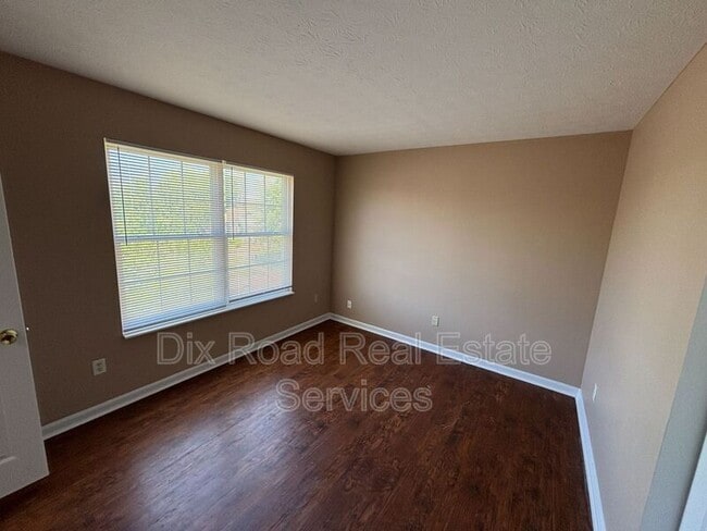 Building Photo - 6729 Fayetta Dr