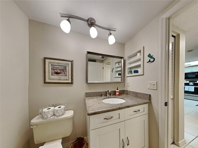 Building Photo - 6501 Stone River Rd