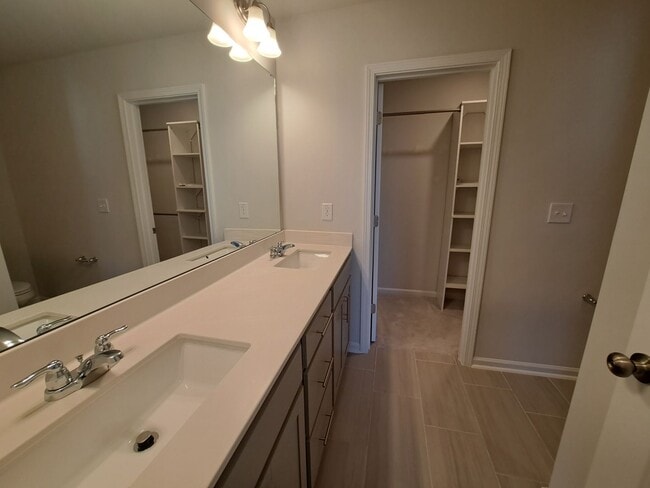 Building Photo - 2728 Chert Ln