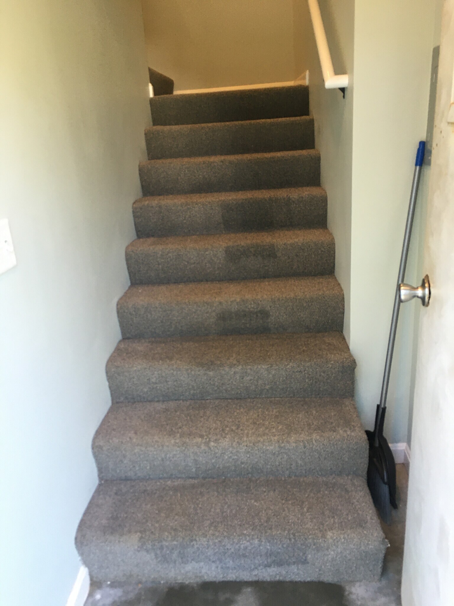 Building Photo - 284 Turnpike Rd