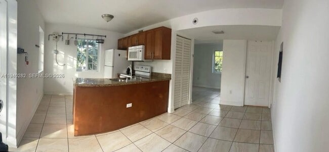 Building Photo - 210 NW 16th St