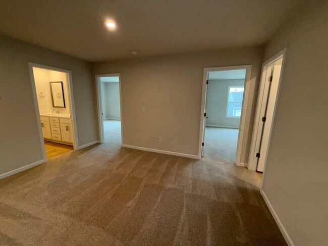 Building Photo - 3099 Blenheim Ct