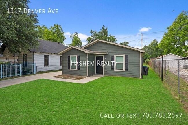 Building Photo - 1317 Denver Ave