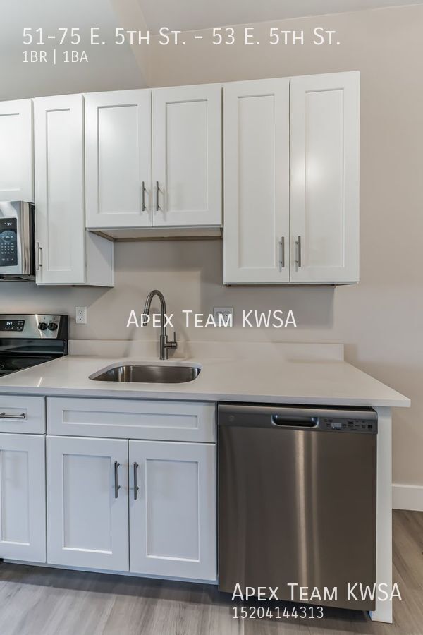 Building Photo - 51-75 E. 5th St.-53 E. 5th St.